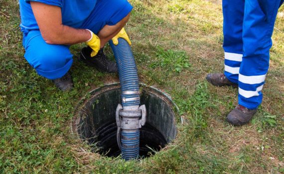 Why You Should Have Your Drains Cleaned by a Professional Los Angeles Plumber