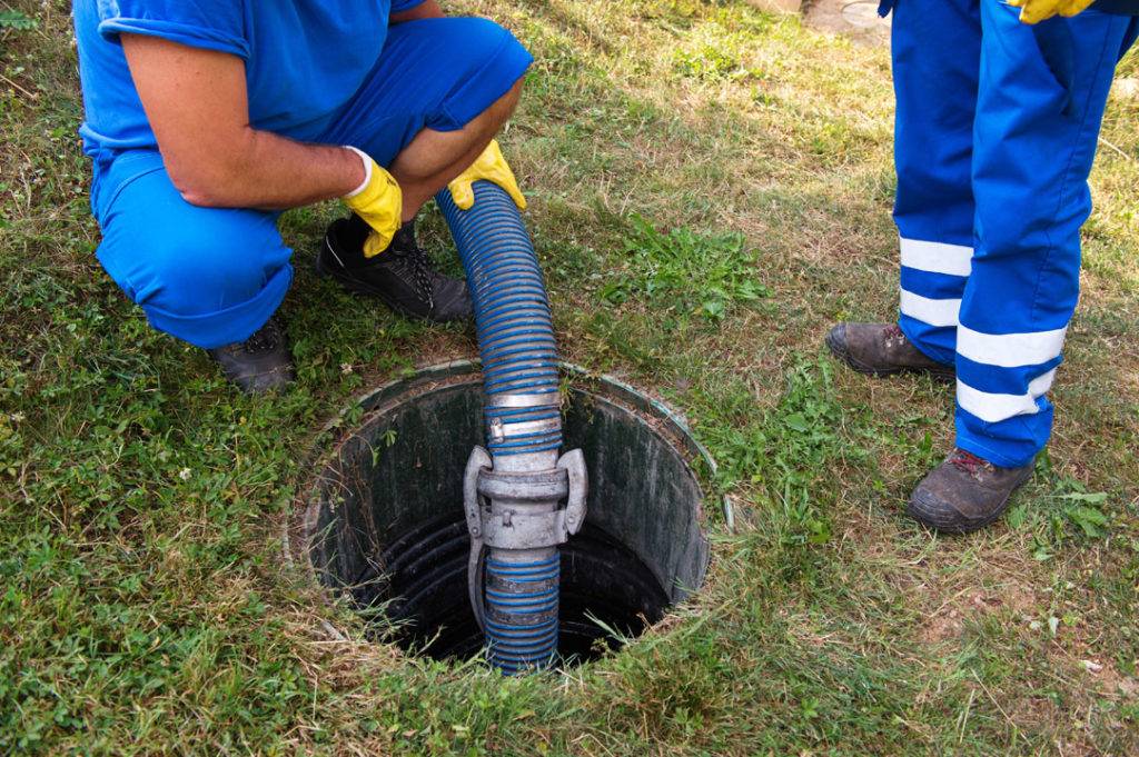 Why You Should Have Your Drains Cleaned by a Professional Los Angeles Plumber